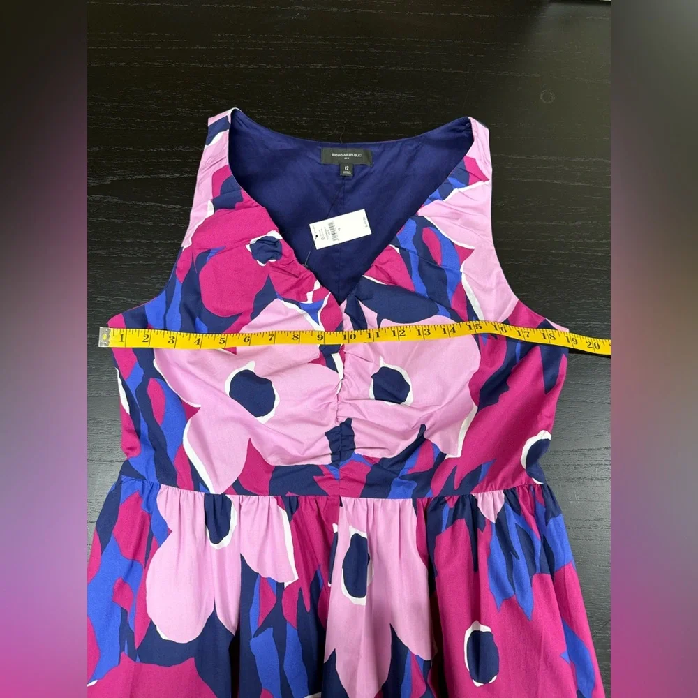 Banana Republic Factory Sleeveless Self-Belted V Neck Midi Dress - Picture 5 of 13